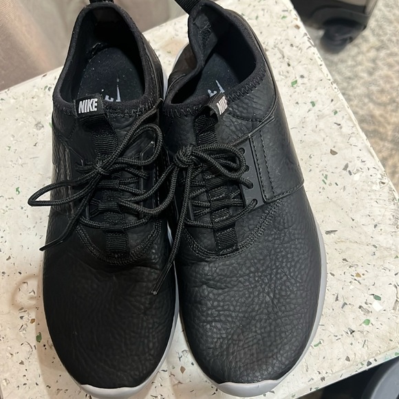 Nike Shoes - Nike Juvenate Women’s Sneaker